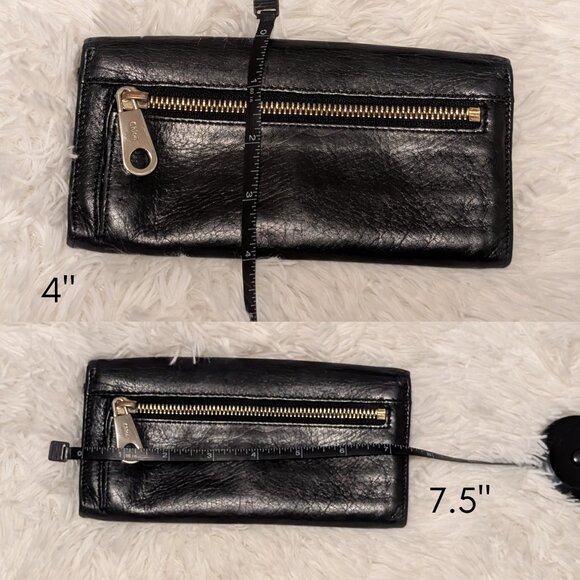 Chloé, Long Wallet Black Leather with Gold Bow Detail - Picture 13 of 13